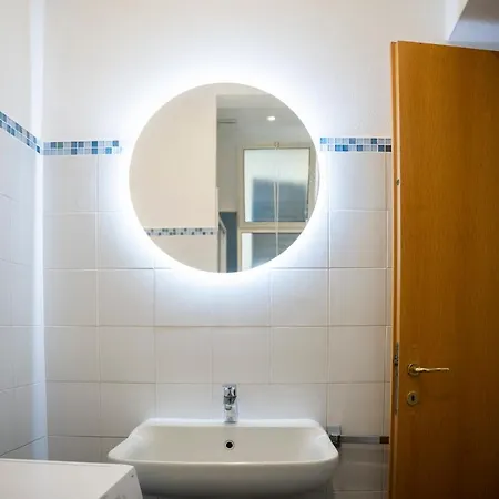 040 - Casa Del Lord A Centro 500 Metri Dal Mare