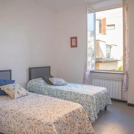 040 - Casa Del Lord A Centro 500 Metri Dal Mare * Chiavari